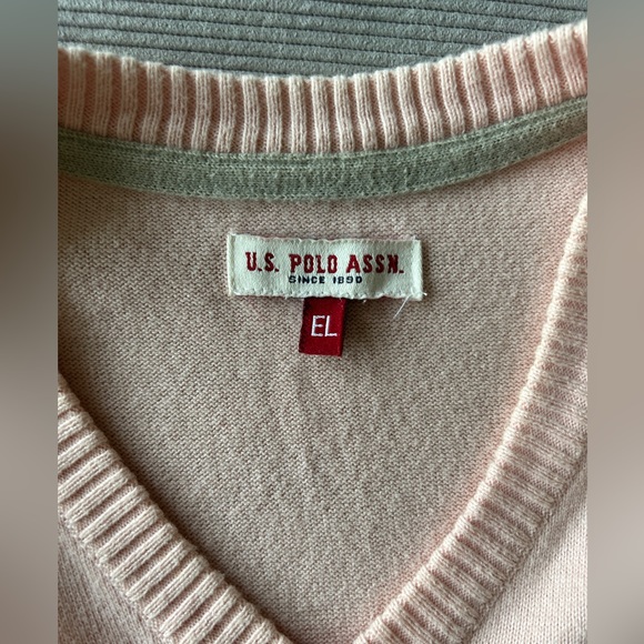 U.S. Polo Assn Pink Sweater Vest - Picture 5 of 6